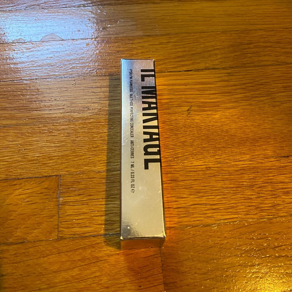 IL MAKIAGE - F*CK I'M FLAWLESS MULTI-USE PERFECTING CONCEALER #09